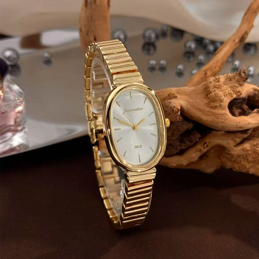 새로운 골든 레트로 패션 여성용 타원형 쿼츠 시계 우아 - High Jewelry Watches 리뷰 및 가격