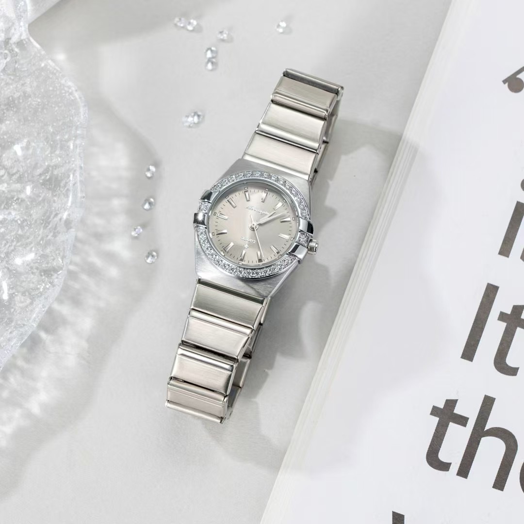 클래식 별자리 여성용 베젤 비즈니스 캐주얼 스틸 밴드  - High Jewelry Watches 리뷰 및 가격